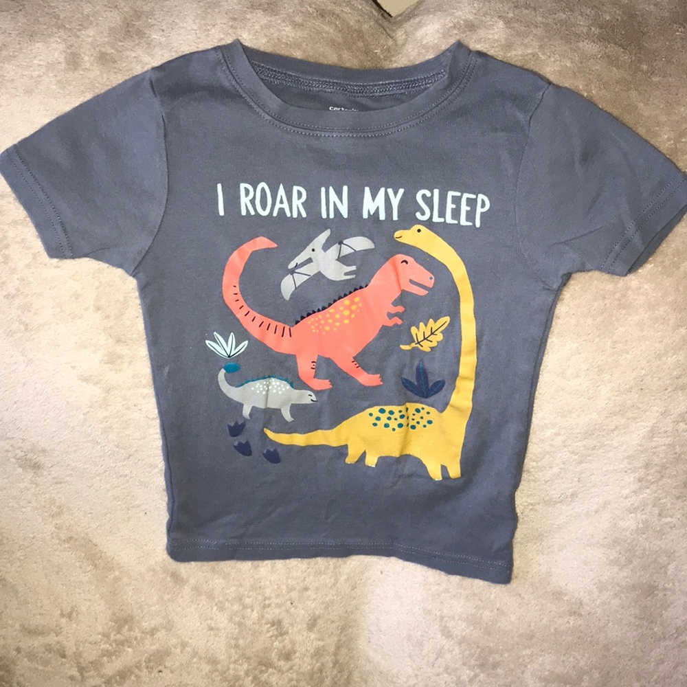 Carter’s 6/6A dinosaur top I roar in my sleep 💕